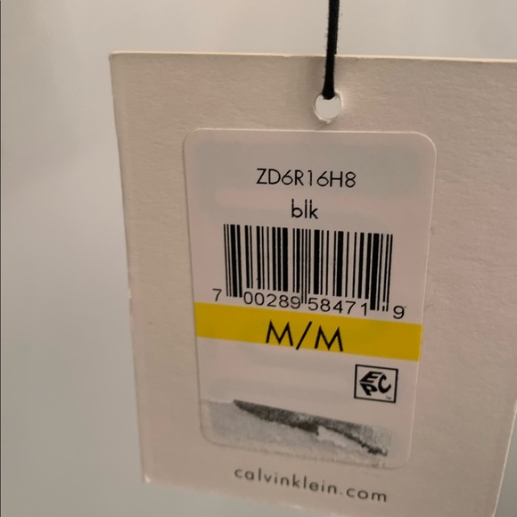 Calvin Klein lace shoulder cover up - Picture 2 of 5